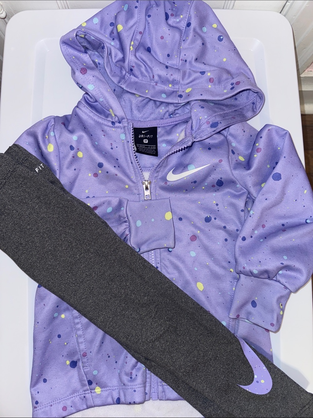 Nike Purple Speckled Hoodie with Charcoal Gray Leggings